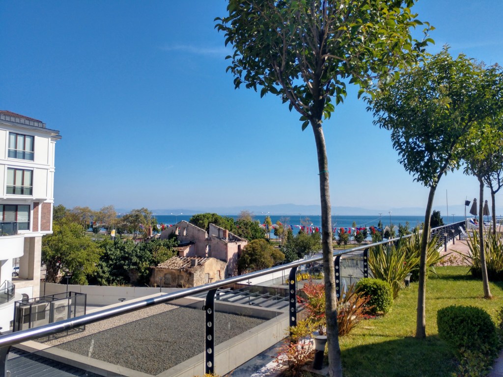 6 Lifestyle Habits to Save Money for Your Next&nbsp;Vacation